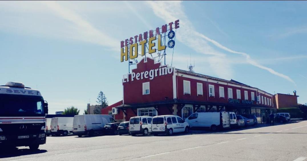 Hotel El Peregrino Estépar Exterior foto